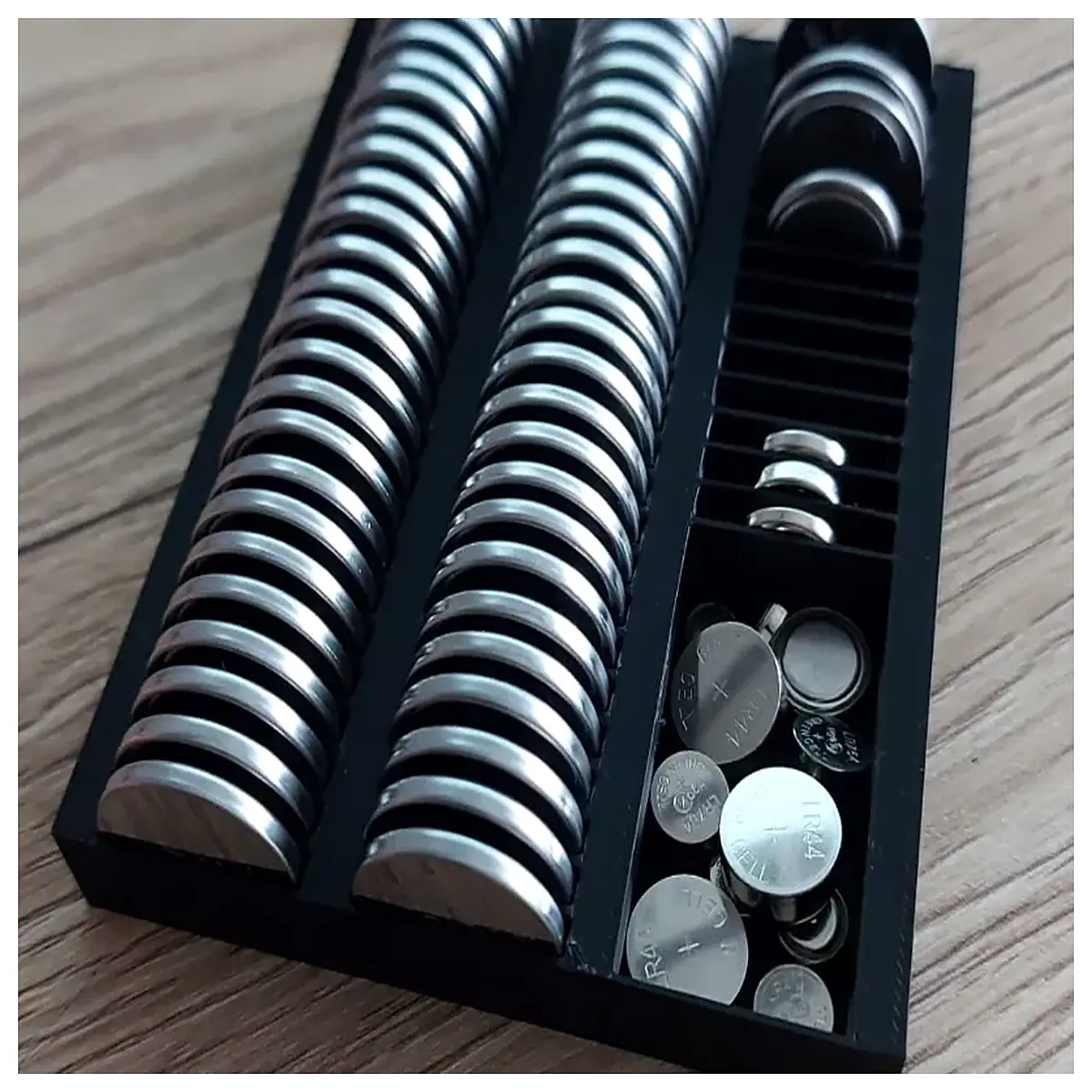 Compact Button Cell Battery Case CR2032 CR2025 Battery Holder Electronics Parts Battery Pack Power Solution