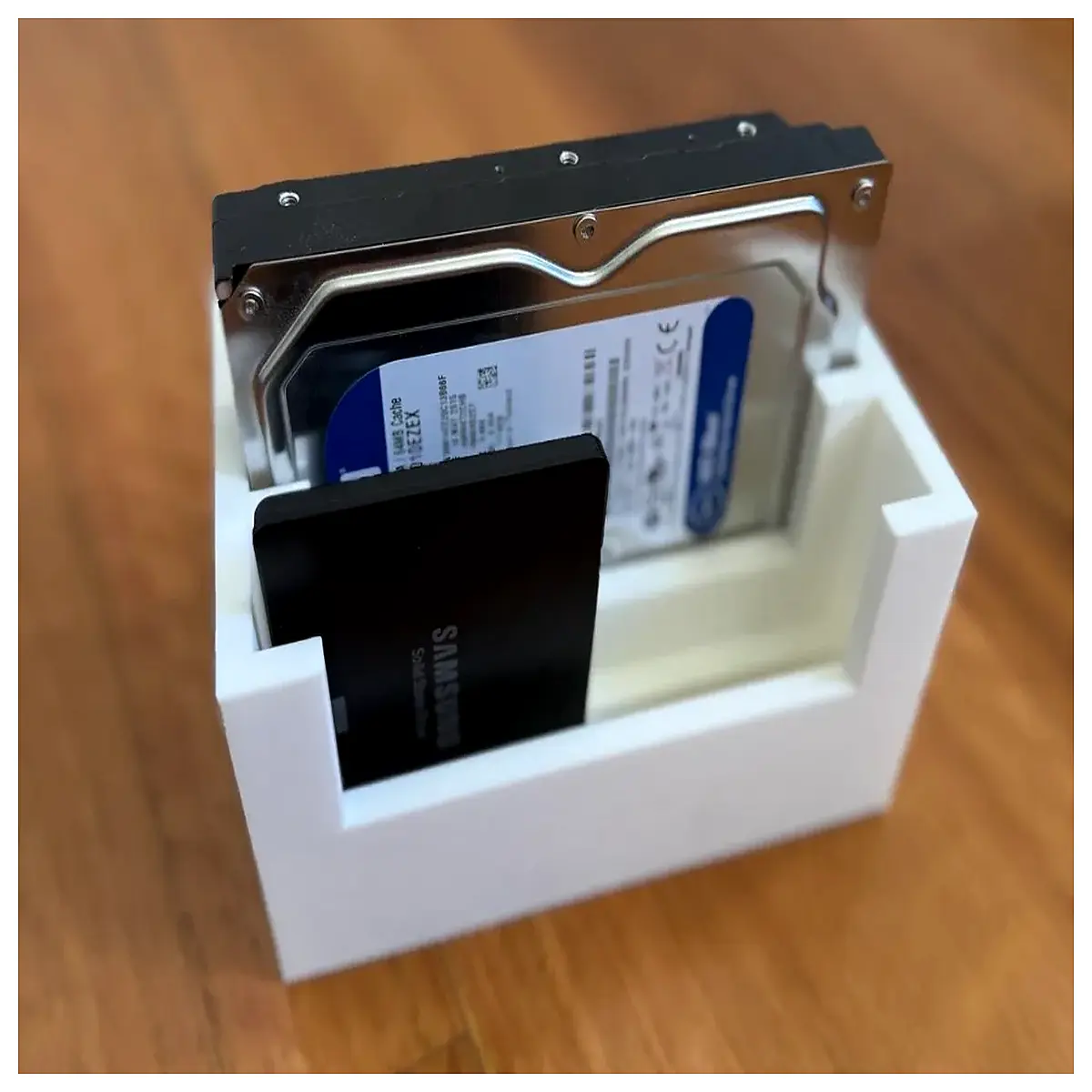 SSD Bracket Holder for Hard Drive PC SSD Support Stand Computer Drive Mount SSD Accessories Drive Bracket Installation Computer Parts