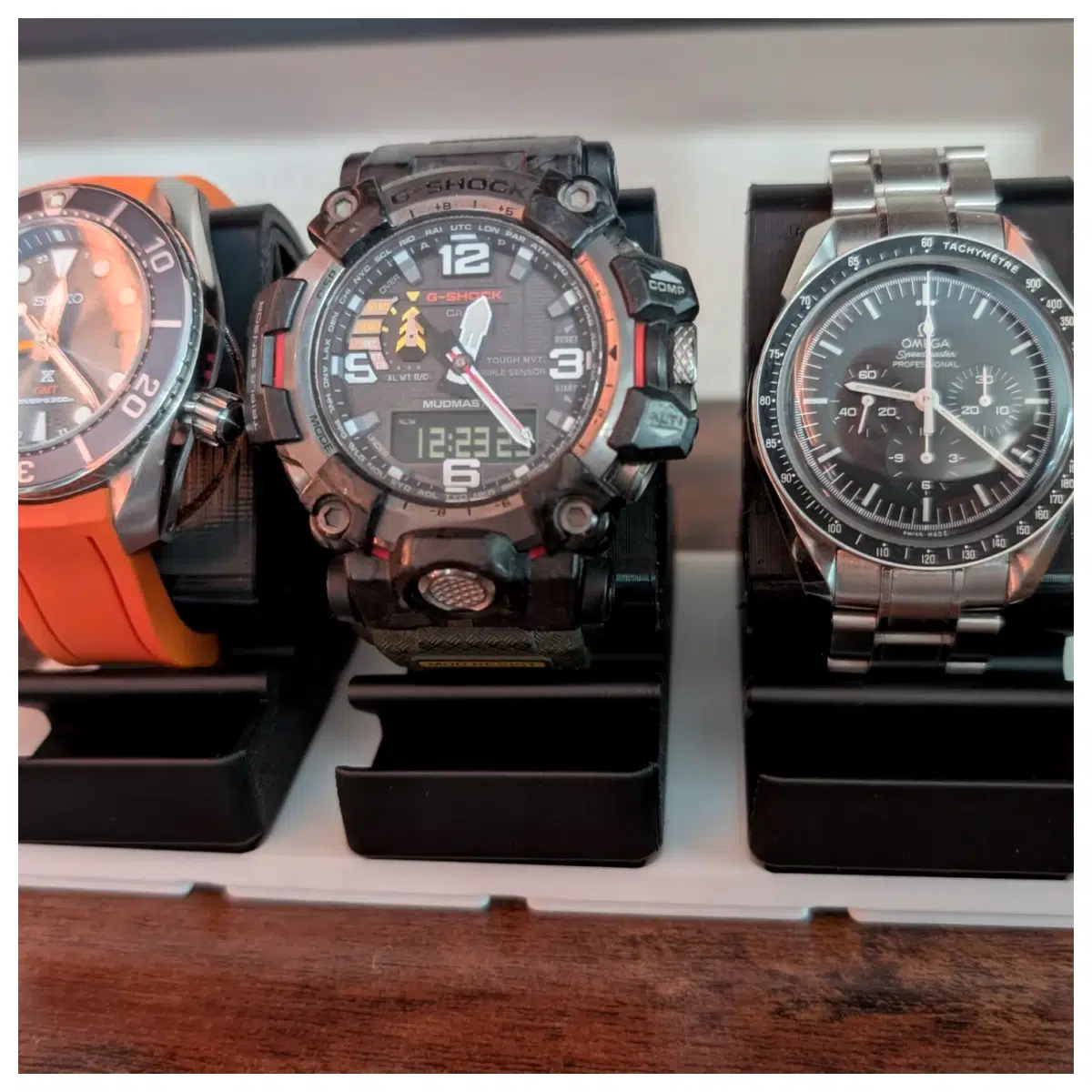 4x2 Grid Watch Base Smartwatch Stand Phone Holder Desktop Display Stand Watch Collection Display Your Watch