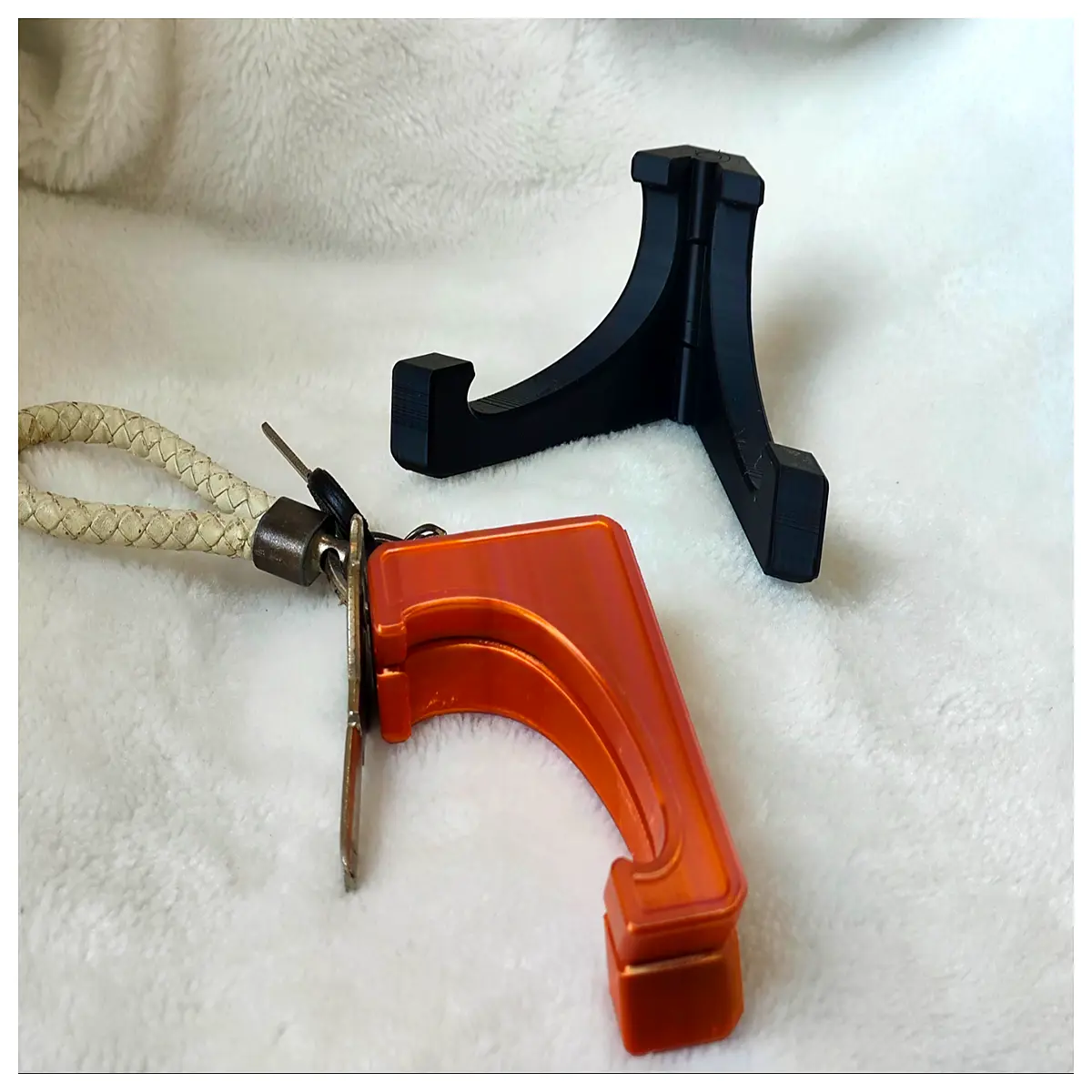 Mobile Phone Stand Keychain Minimalist Design Portable Phone Holder Desktop Phone Stand Phone Accessories Phone Stand Stand