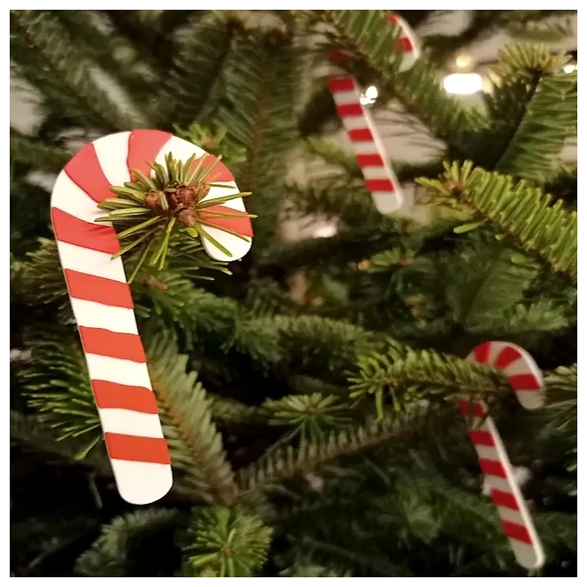 Flat Christmas Candy Stick Festive Decoration Candy Gift Box Christmas Gift Candy Wholesale Holiday Treat