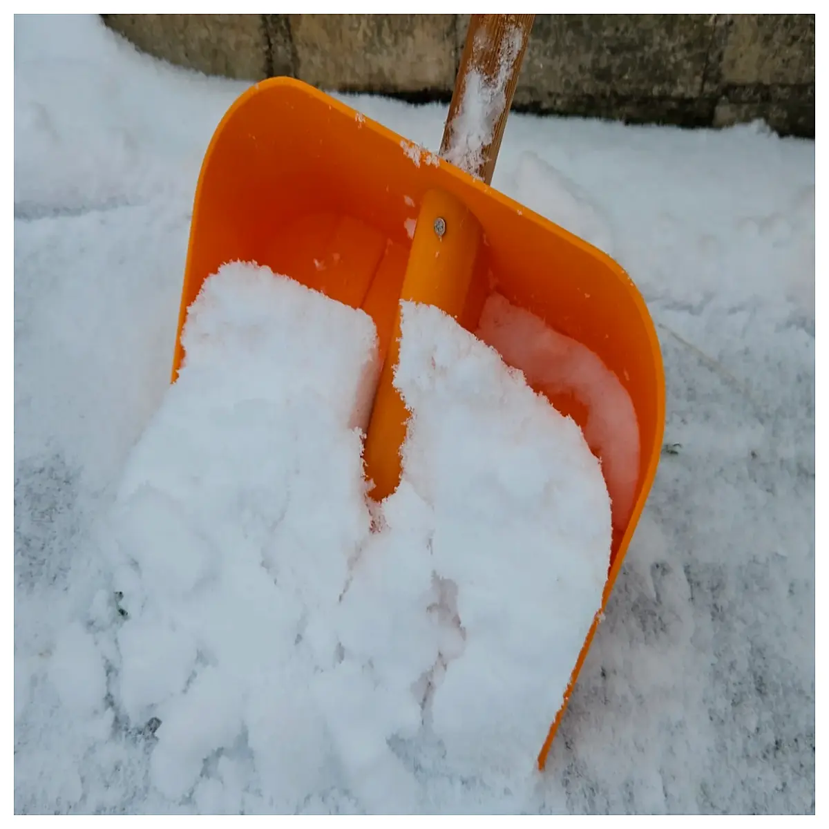kids snow shovel set small lightweight plastic scoop for toddlers and children winter play