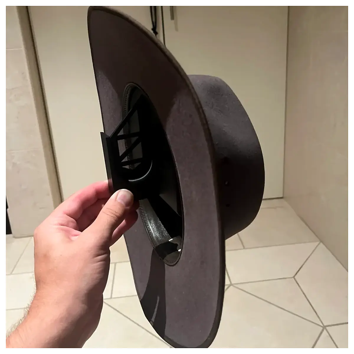 Akubra Hat Wall Decor Felt Hat Hanging Painting Vintage Hat Collection Indoor Decoration Art