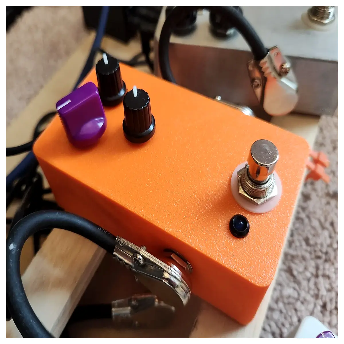 Guitar Pedal Shell Case Pedal Soundboard Housing Guitar Footrest Shell Pedal Accessories 1590B