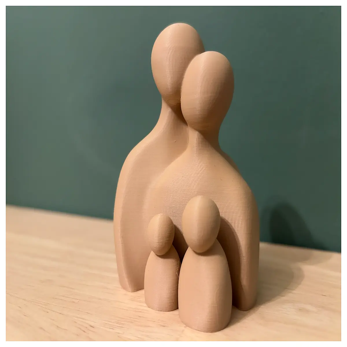 Modern Family Sculpture Decorative Art Home Decor Indoor Art Sculpture Placement Modern Home Decoration