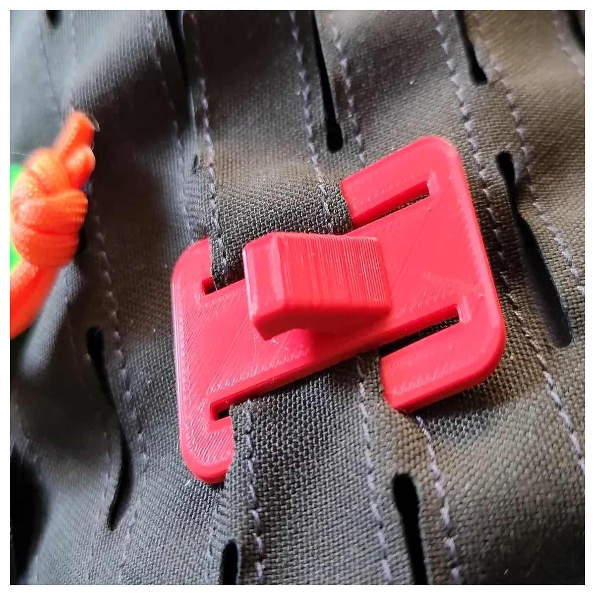 MOLLE Hooks Wall Mount Accessories Multi Loop Hooks for Hanging Decor Indoor Outdoor Hooks Storage Organization