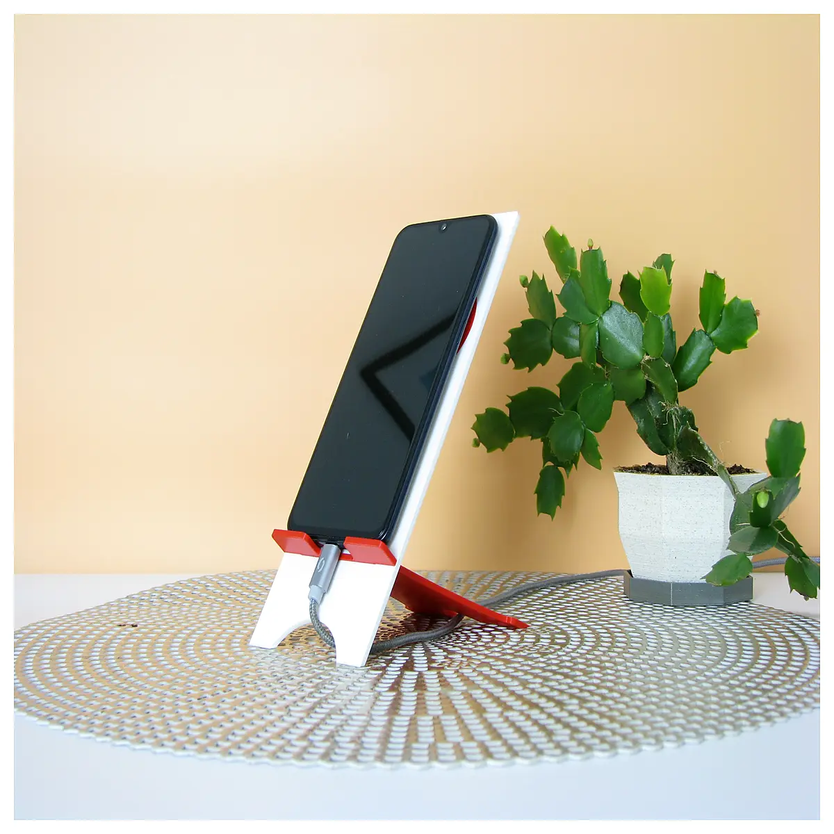 cute shaped phone holder for desk aesthetic kawaii mobile phone dock for video calls romantic her