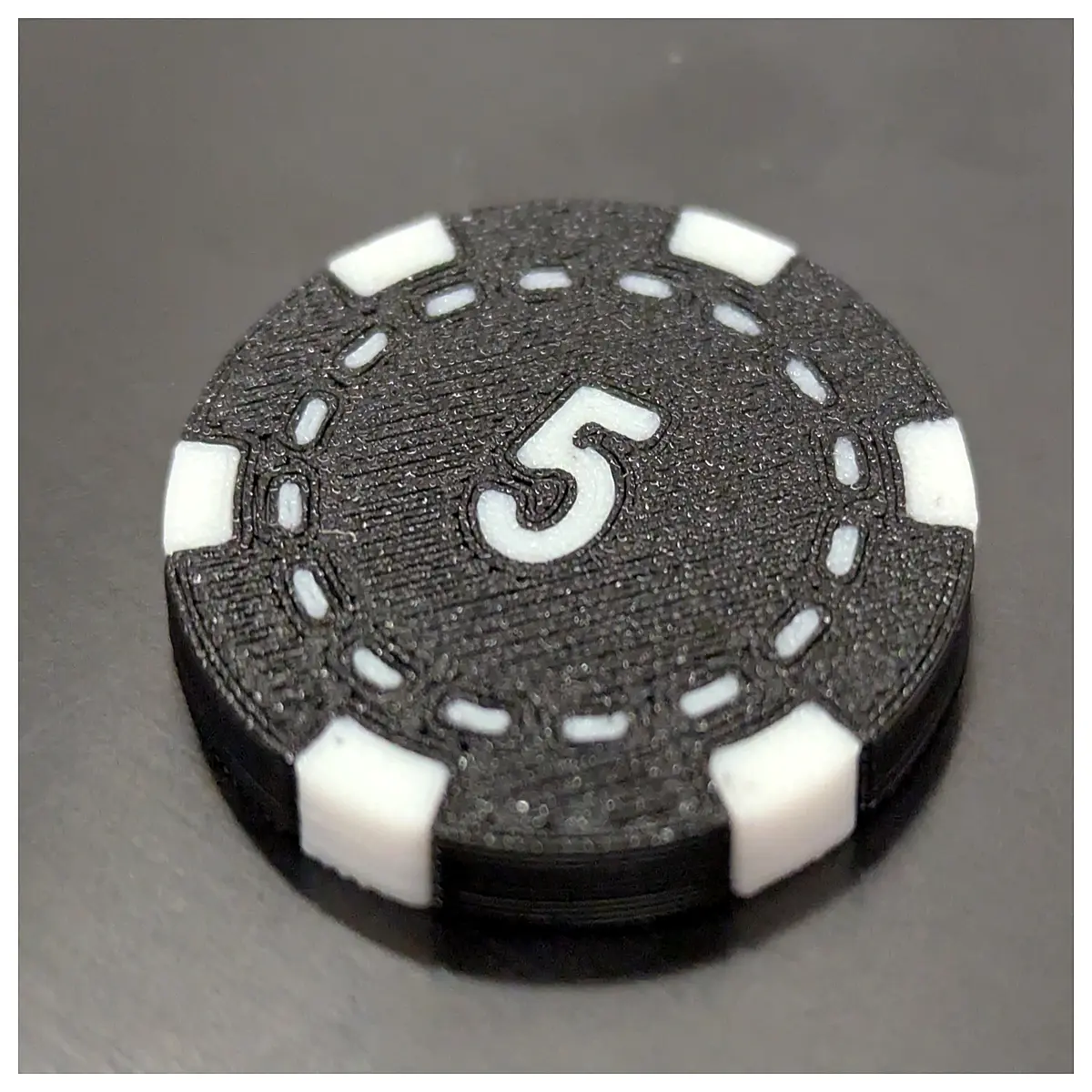 Poker Chips 5 Pcs 39mm Diameter Poker Accessories Game Supplies Dice Set