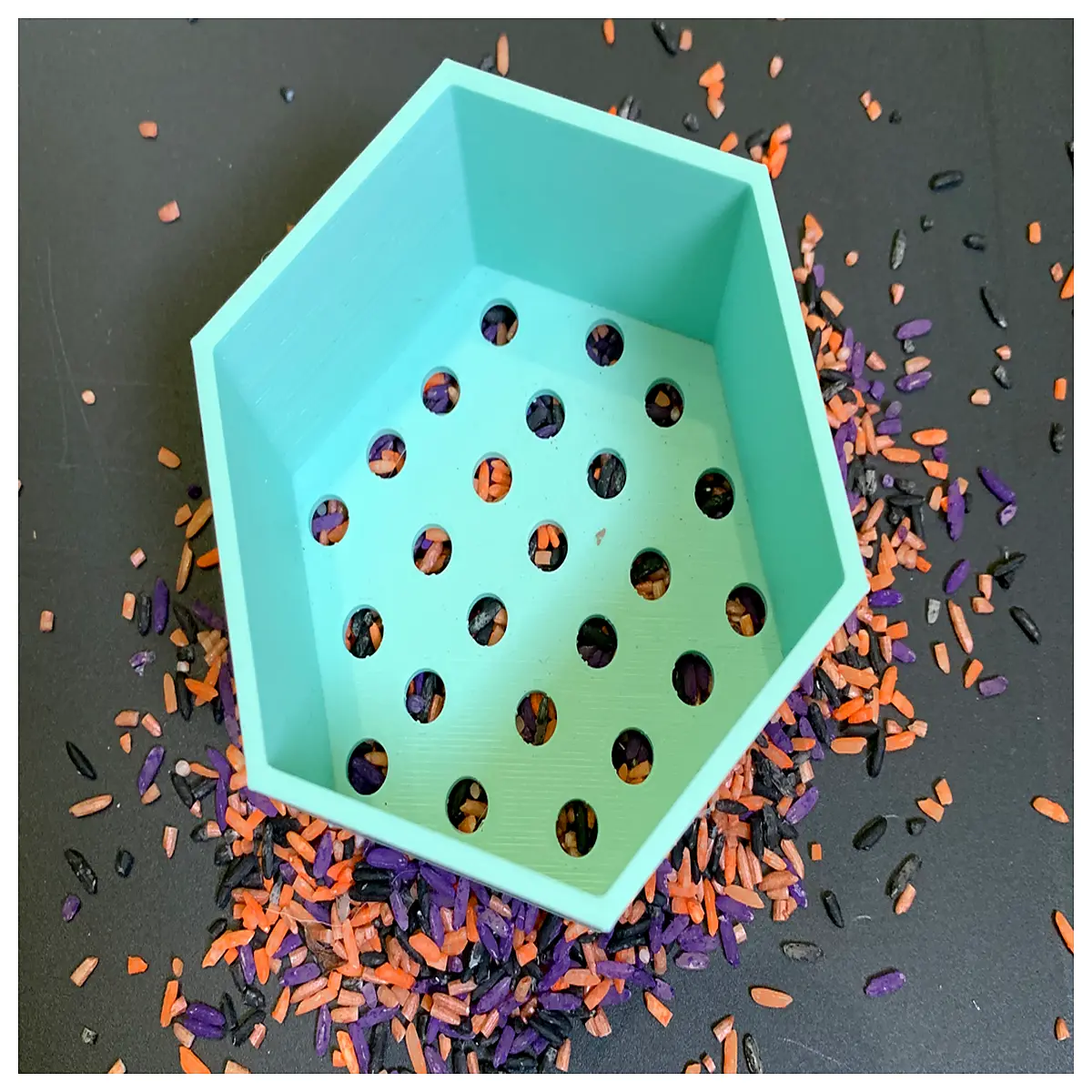 Sieve Hole Sensory Toy Educational Puzzle Game Child Cognitive Development Sorting Learning Fun Educational Toy Develop Hand Eye Coordination