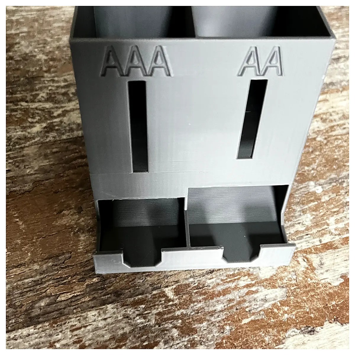 aa battery holder box with switch for diy electronics projects and portable power solutions