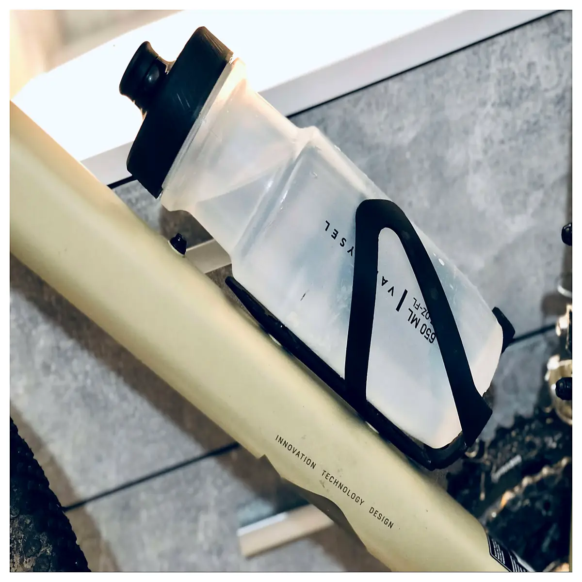 Bike Bottle Cages Cycling Accessories Water Bottle Holder Mount Outdoor Cycling Water Tank Bracket Fitness Water Bottle Support