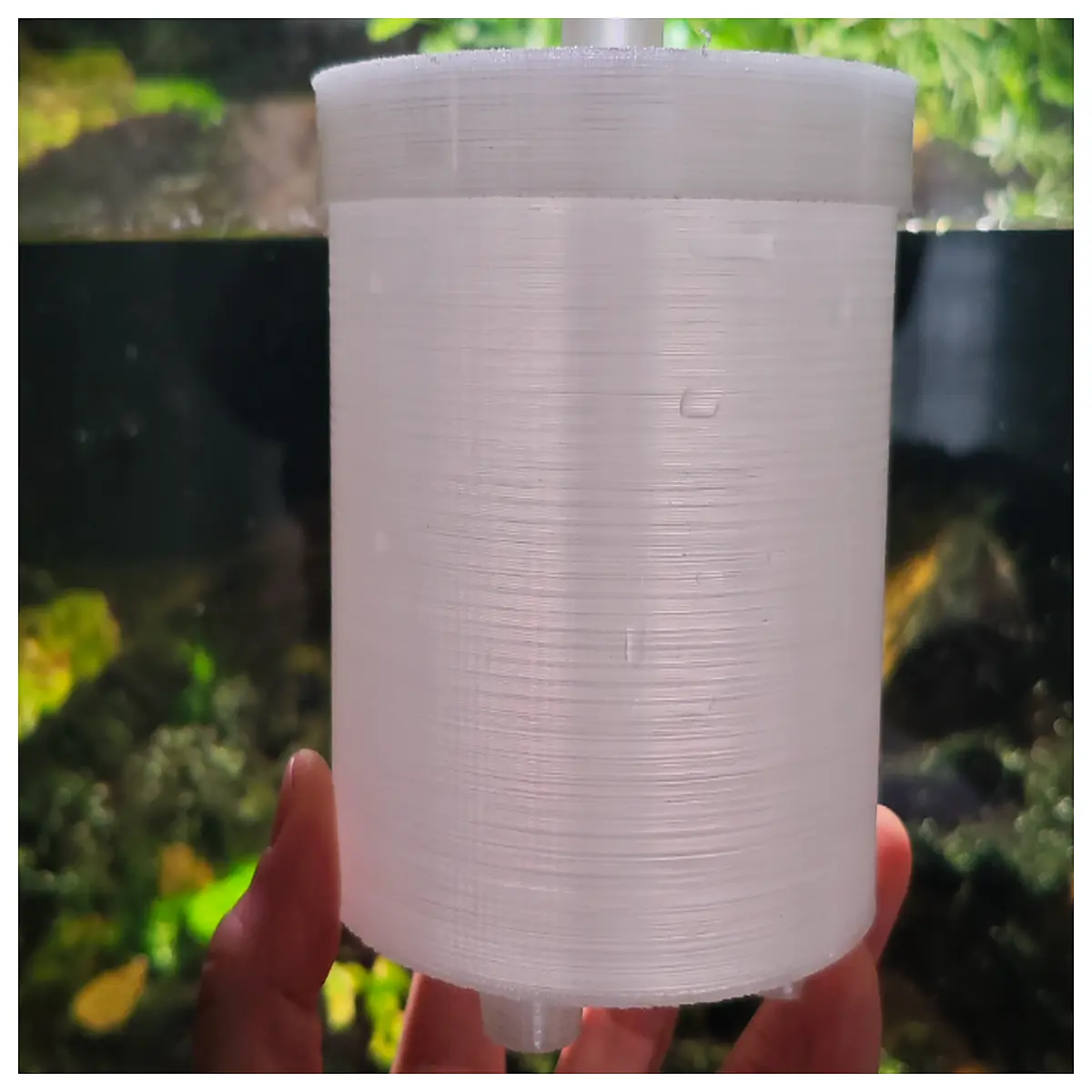 9cm Barrel Shaped Water Toy Miniature Fantasy Figure Collectible Cute Water Model