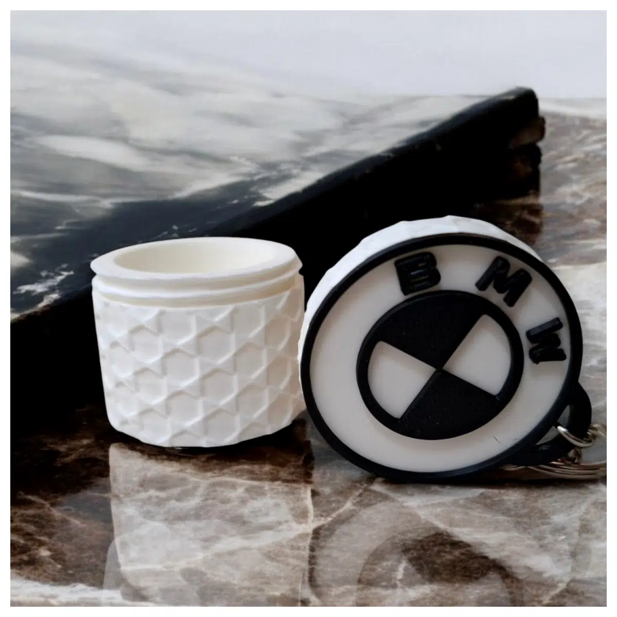 Keychain Holder Accessory Car Parts Key Chain Box Storage Case Key Chain Storage Organizer