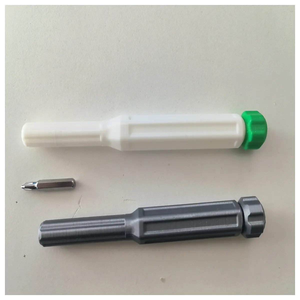 Universal Screwdriver Handle Grip Torque Tool Repair Parts Screwdriver Accessories Replacement Handle Suitable for Various Screwdrivers