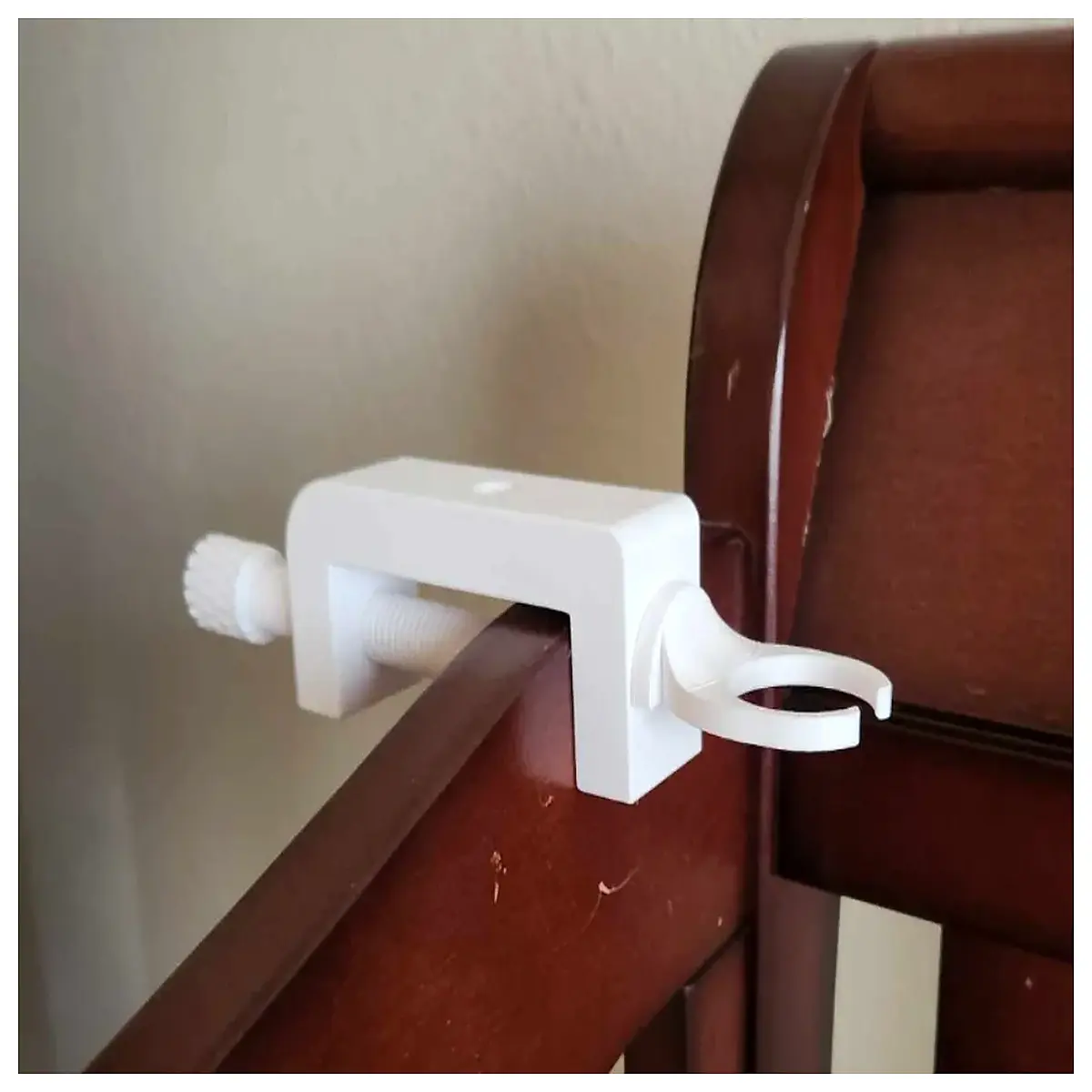 Bird Feeder Support Stand Bird Cage Accessories Bird Food Holder Perch Support for Parrots Small Birds Bird Feeding Supplies