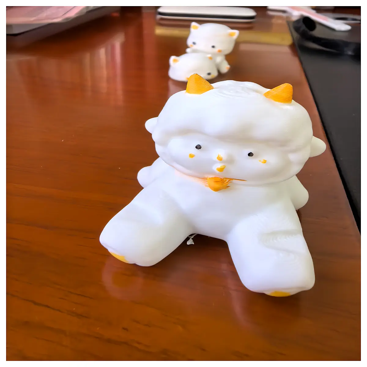 cute sheep phone holder valentine s day girlfriend romantic desktop accessory