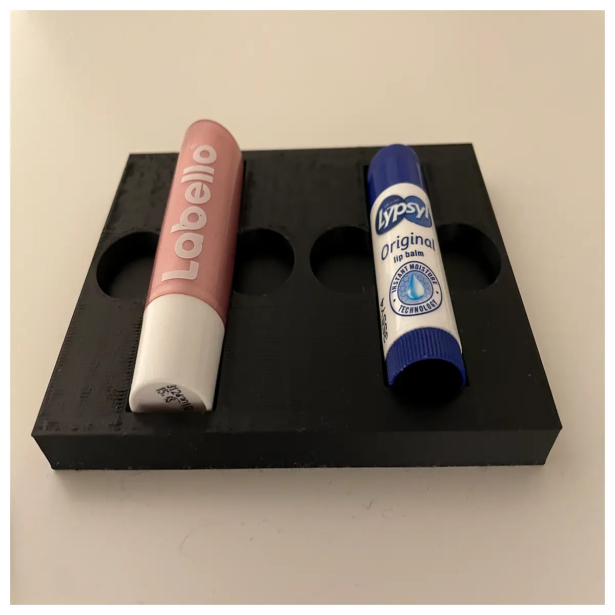 Lipstick Display Stand Holder Cosmetic Organizer Shelf Makeup Display Rack Multi Slot Lipstick Organizer