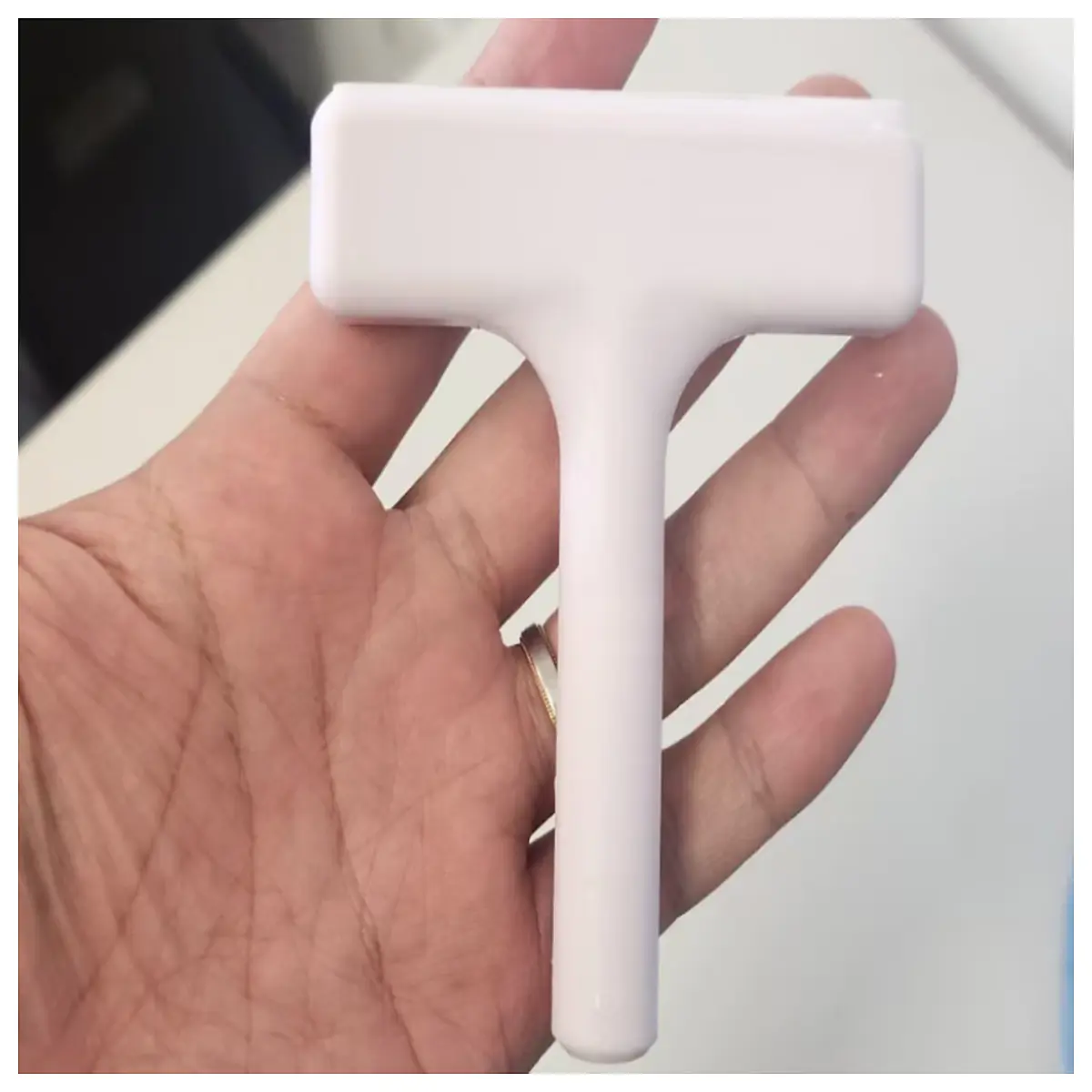 Water Bottle Opener Fast Bottle Opening Convenient Home Use Cap Remover Tool Easy Open Can Opener Water Dispenser Accessories