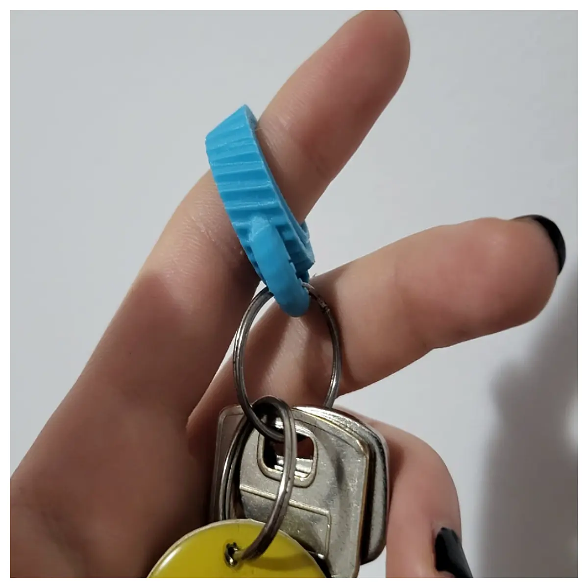 Stress Relief Key Ring Gyro Finger Spin Fidget Spinner Toy Anxiety Relief Gadget Fun Puzzle Toy