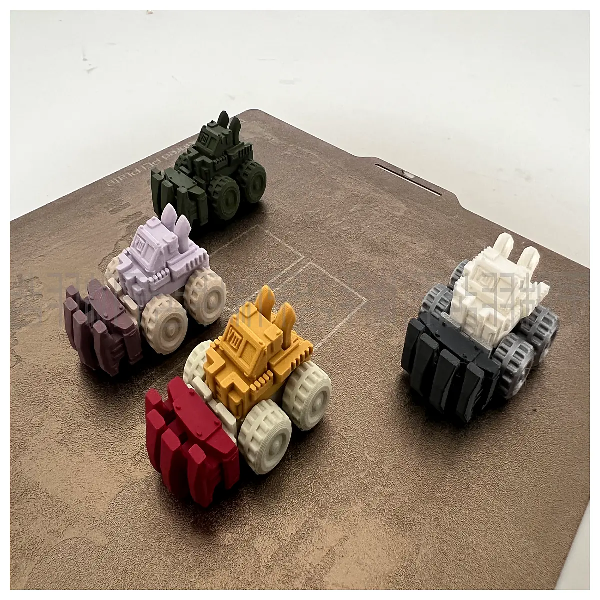 Vehicle Accessories Sea King Mecha Series 73 Type Engineering Armored Rammer Vehicle Decorations Car Parts Vehicle Modification