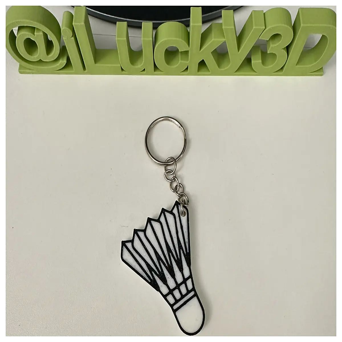 Badminton Enthusiast Essential Badminton Keychain Sports Accessory Badminton Gear Player Gift Key Chain Decoration