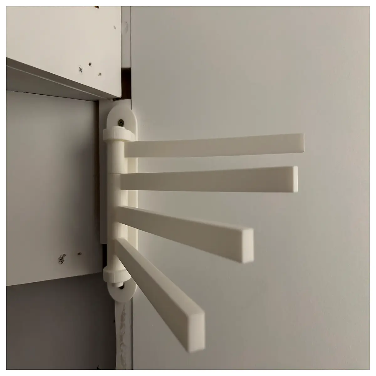 Towel Rack Bathroom Shelf Kitchen Towel Holder Wall Mounted Modern Simple Storage Rack Organizer