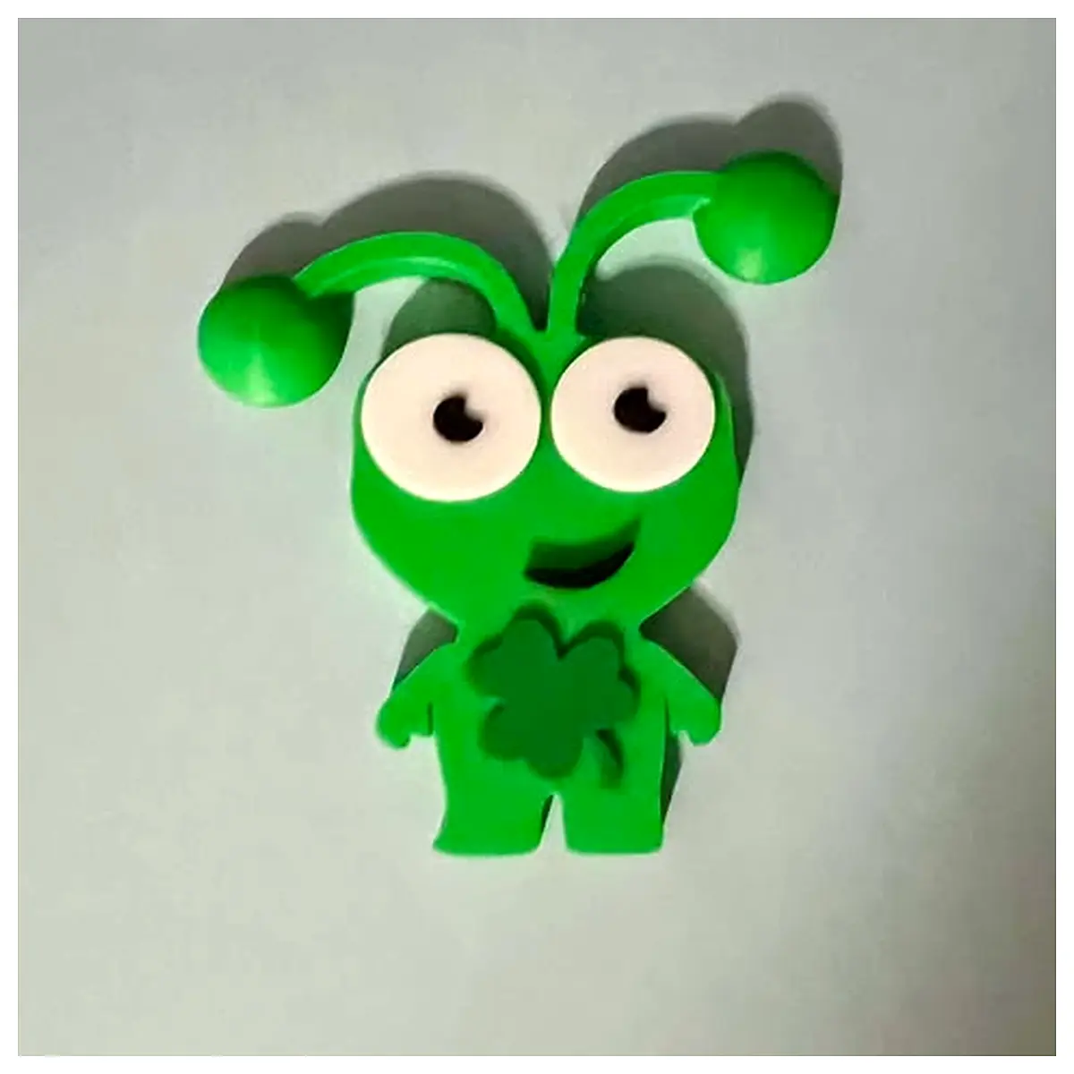 standing shamrock decoration for st patricks day party home office desk cute piece