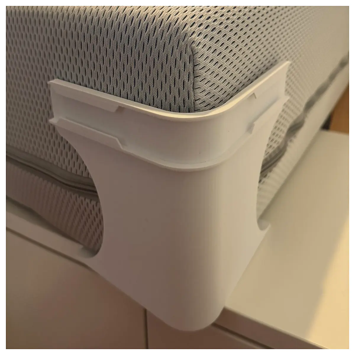 anti slip bed sheet clips corner holders non sleeping sheets grippers for mattress