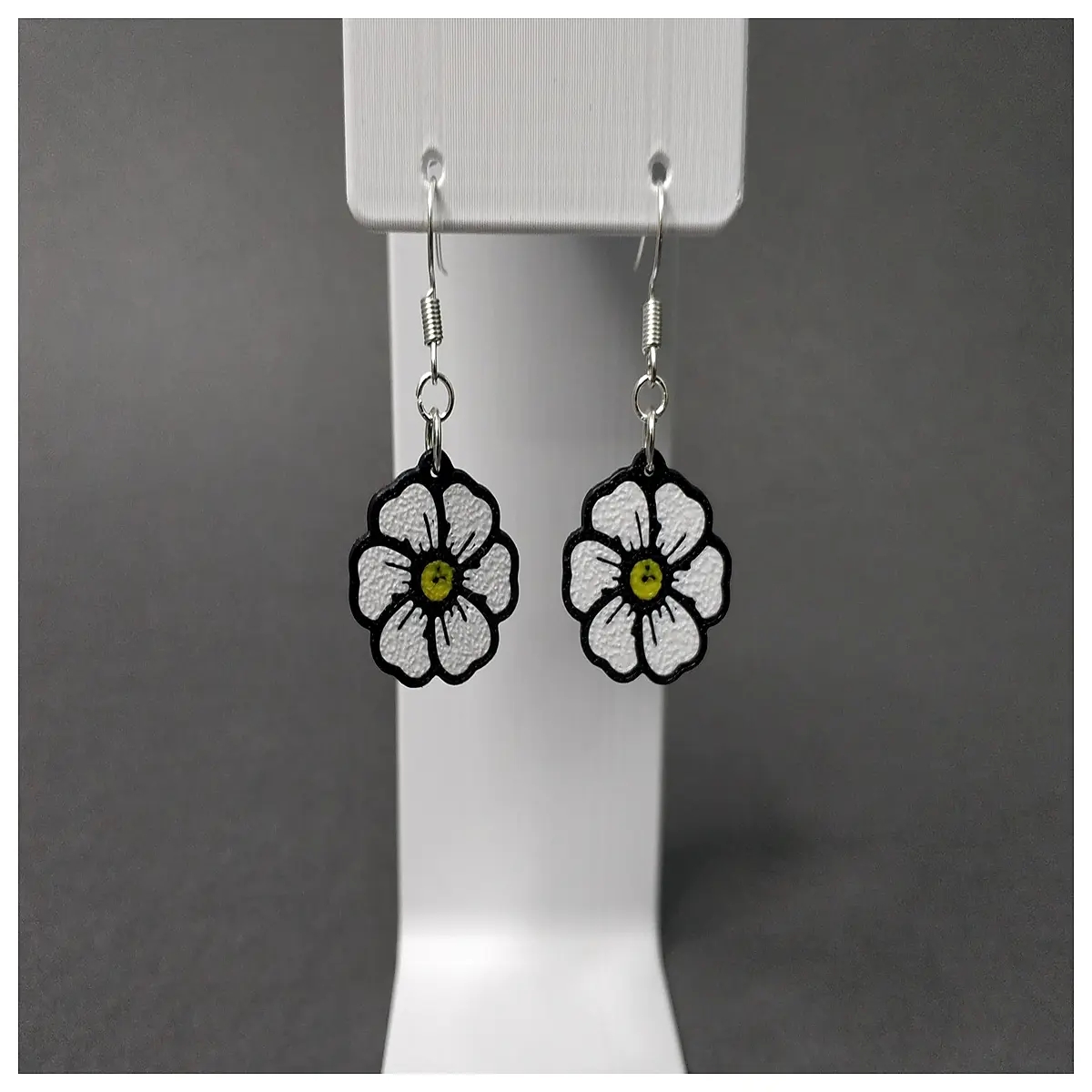 Sea Anemone Earrings 2025 Spring Collection Design 35 Ocean Marine Creature Earrings Handcrafted Cute Decoration Girls
