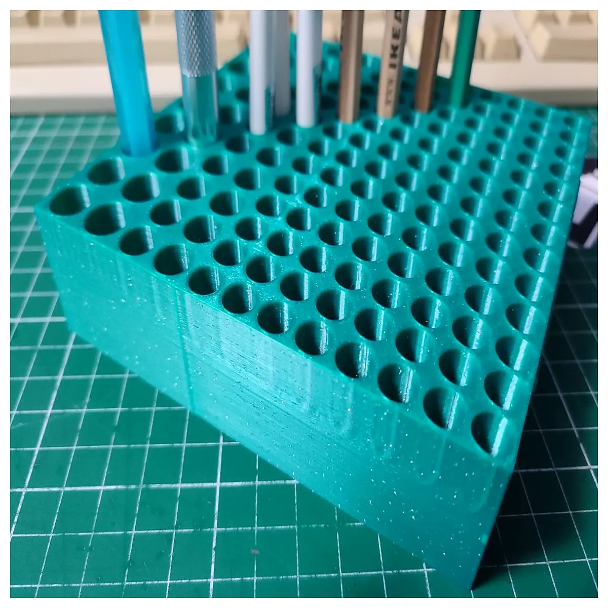 makeup brush holder organizer desktop storage for cosmetics brushes pens