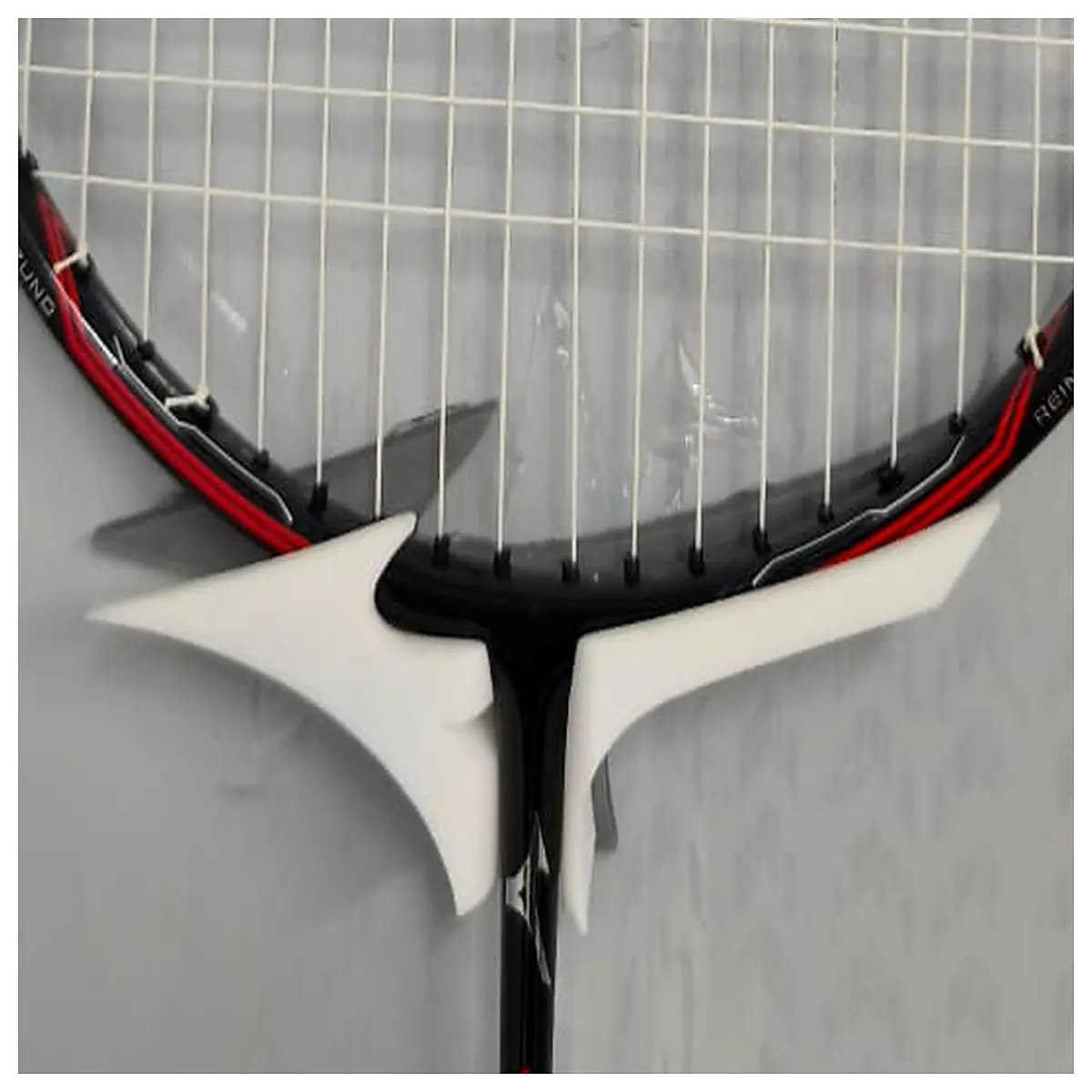 Miton Badminton Racket Wall Hooks Racket Holder Sports Wall Decoration Indoor Racket Display Stand Wall Racket Mount