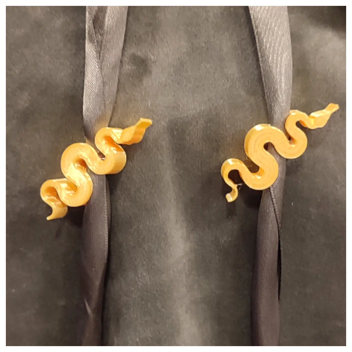 Snake Charm for Hoodie Drawstring Hoodie Decoration Accessory Fashion Trendy Unisex Hoodie Cord Ornament Hat Decoration
