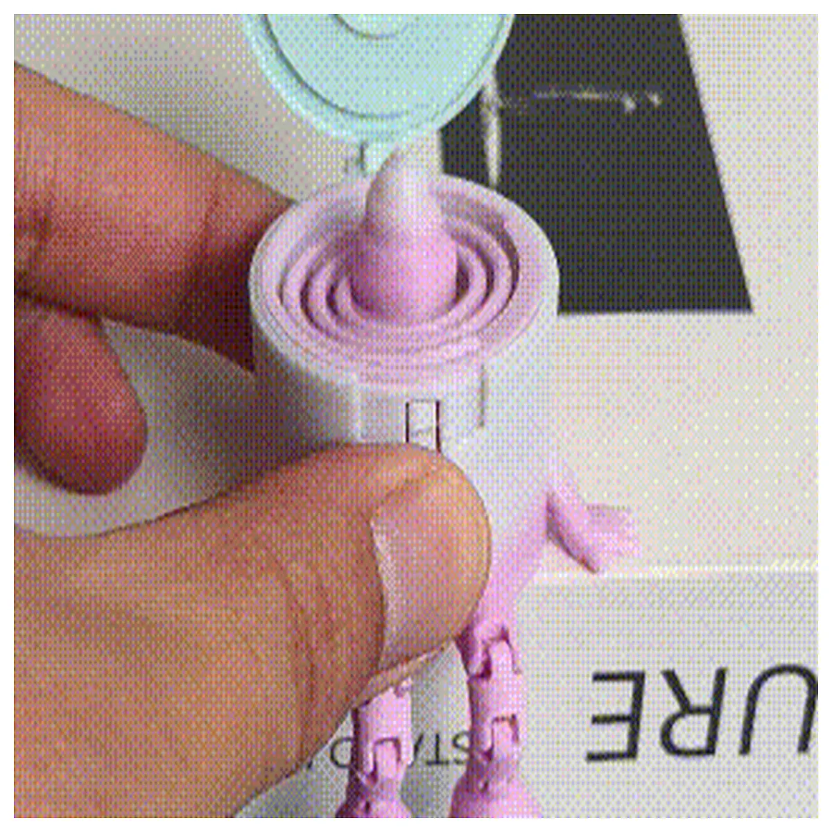 Funny Spring Box Toy Movable Miniatures Prank Surprise Joint Design Fun Puzzle Gag Gift