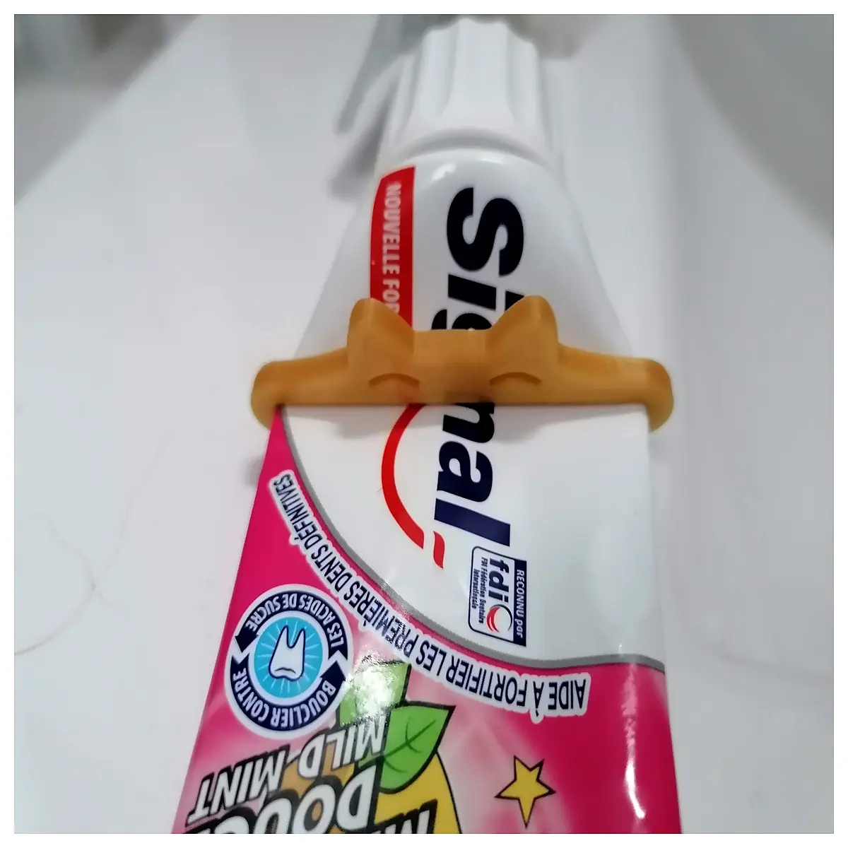 Toothpaste Squeezer Dispenser Creative Automatic Squeeze Tube Pump Bathroom Personal Care Novelty Device Practical