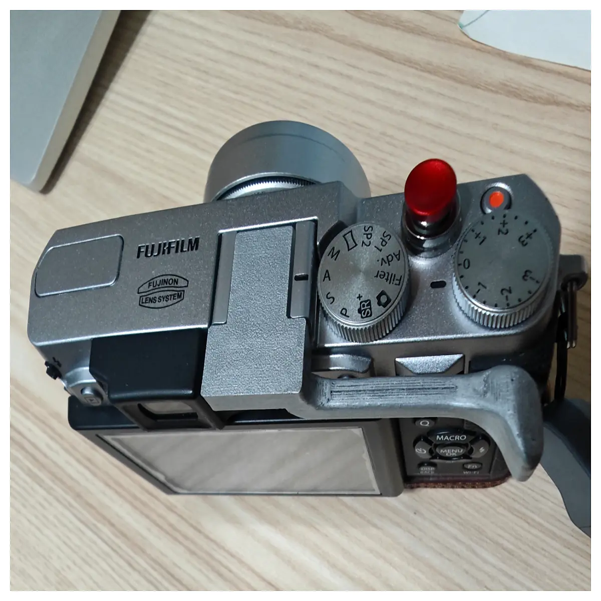 x30 vertical battery grip handgrip with shutter button for improved portrait photography stability and extended shooting time