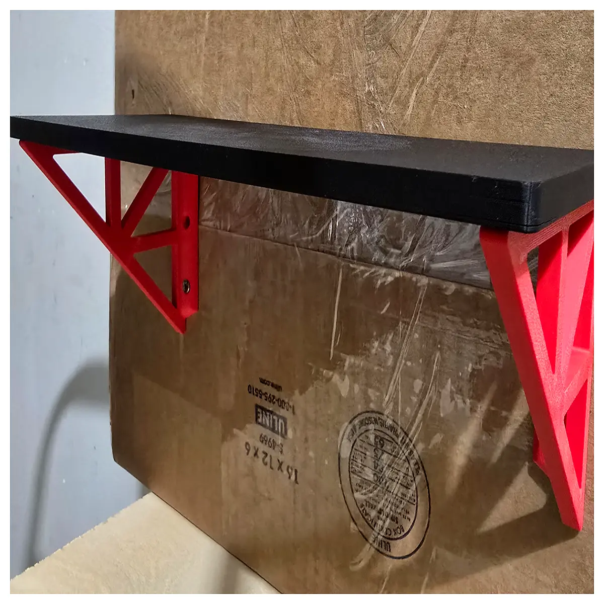 wall mounted rack for retail store shelves hanging merchandising unit for products