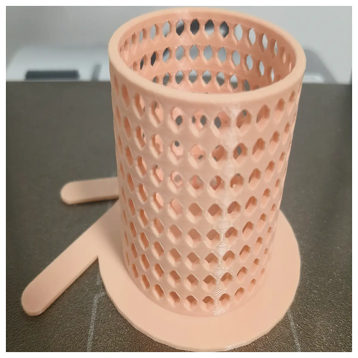 Support Printed Hollow Blender Pencil Holder Trash Can Desktop Organizer Creative Office Storage Box Multi Function Wastebasket