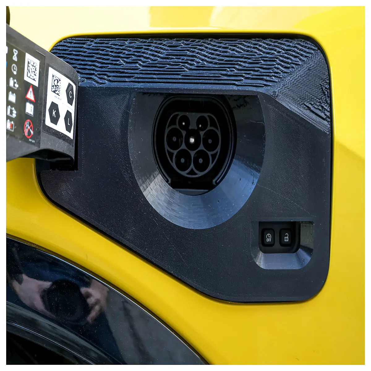 5 E Tech Charging Port Cover Protective Cap Charging Port Shield Car Accessories Charging Interface Cover Automotive Protection