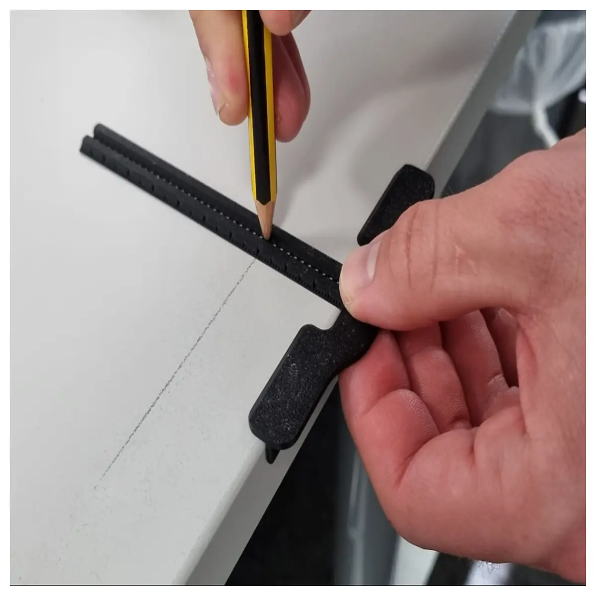 precision corner locator tool for woodworking alignment and layout marking