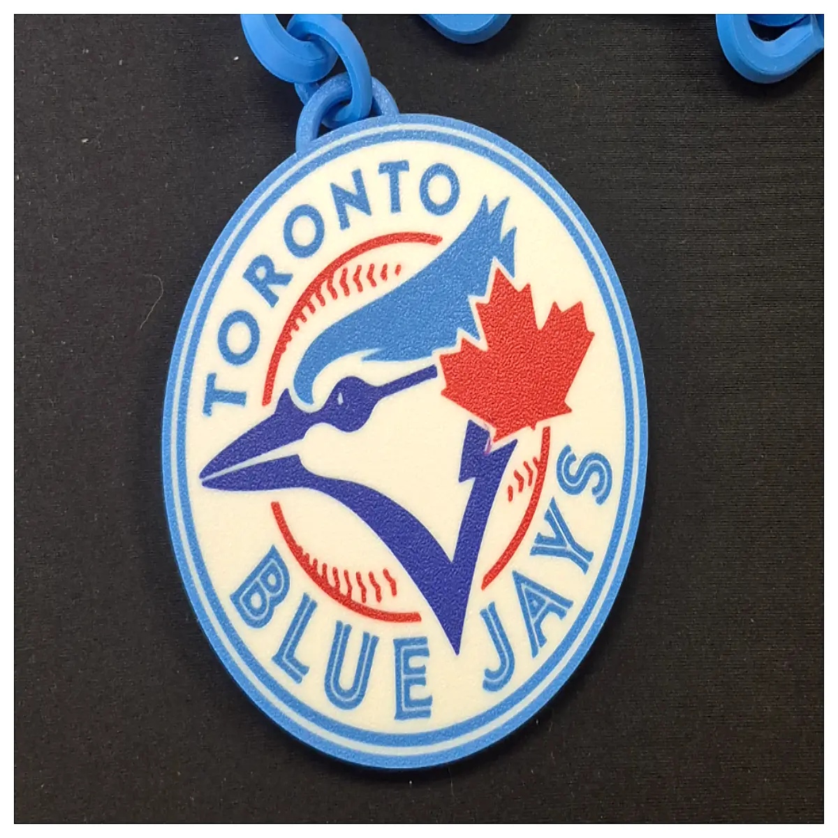 Large Blue Macaw Medal Chain Bird Award Collectible Feather Decoration Blue Bird Prize