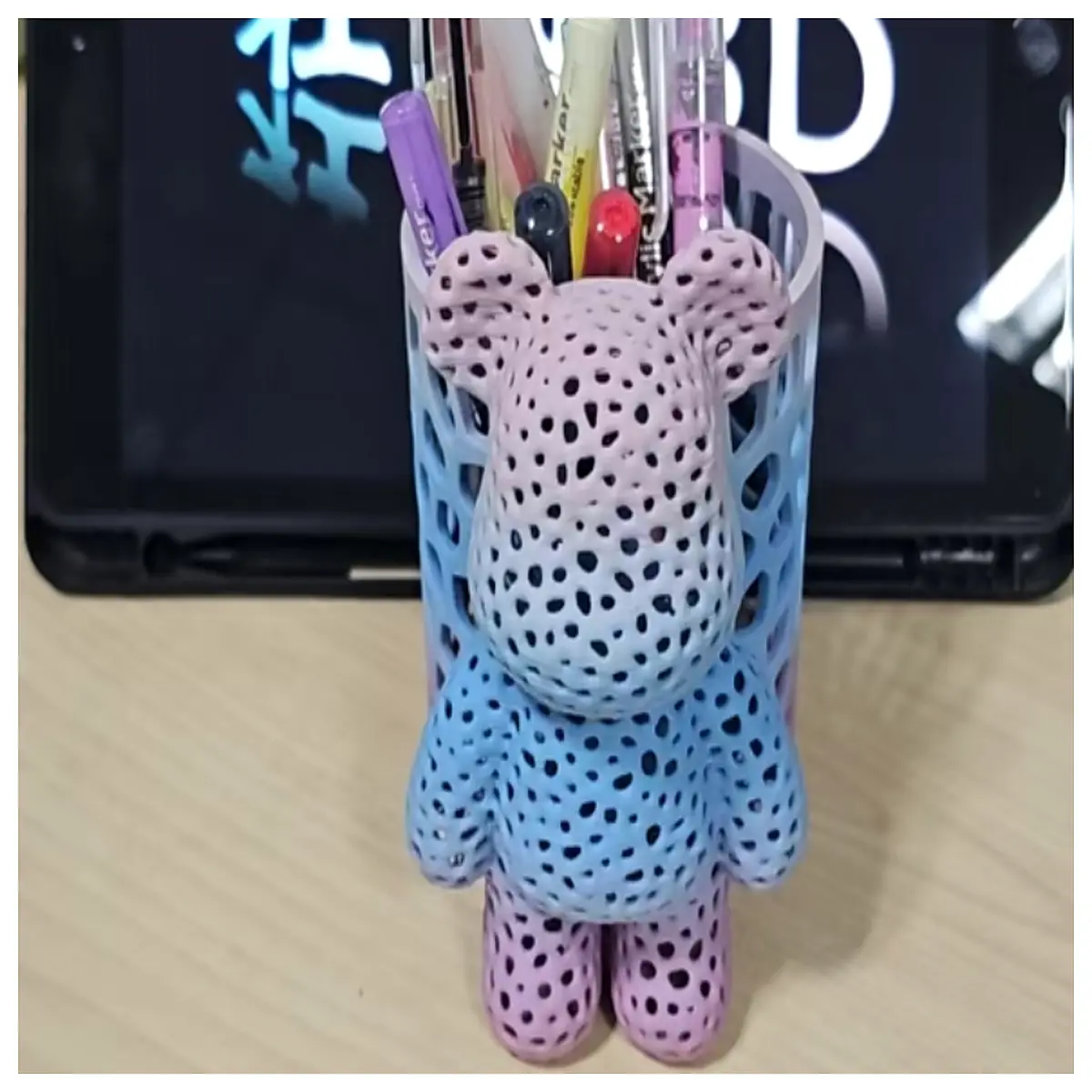 Carved Bear Pencil Holder Cute Animal Desk Organizer Decorative Cartoon Toy Pen Cup Holder Graduation Gift Student Present