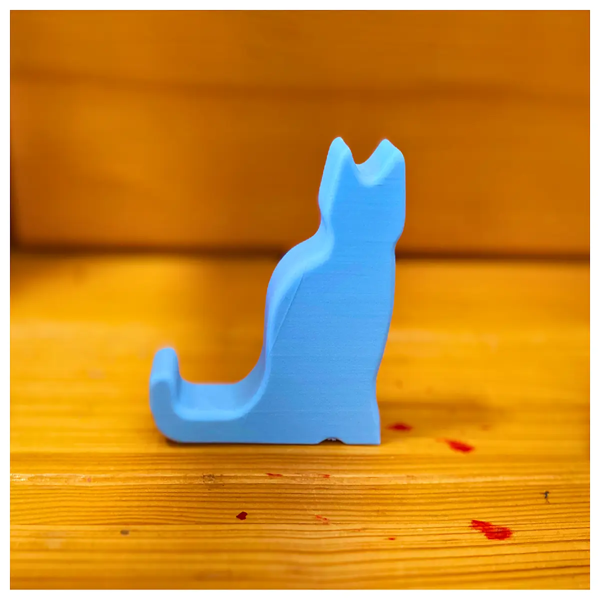 cute minimalist cat phone holder for desk non slip silicone grip universal smartphone accessory aesthetic office gadget