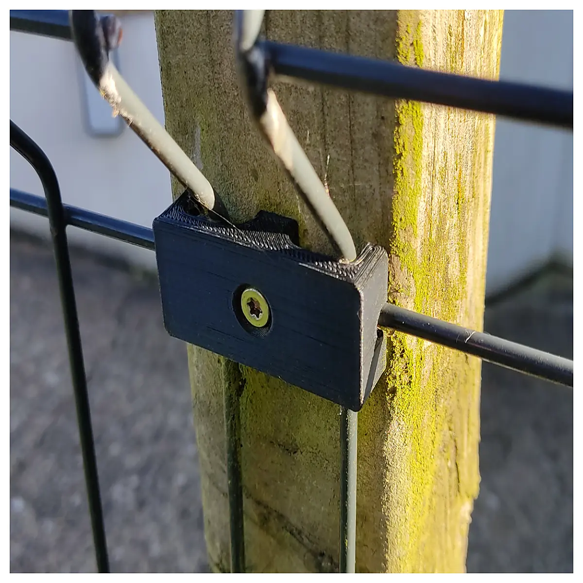 Rigid Fence Clamps Fence Fasteners Railing Securing Accessories Outdoor Safety Quick Installation Durable Fixings