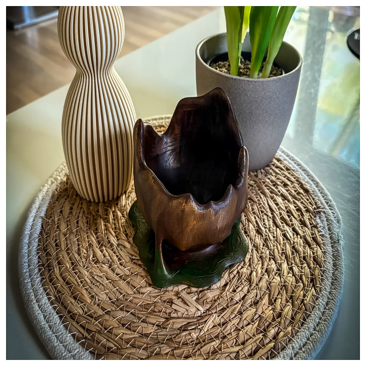 Easter Egg Cup Chocolate Novelty Decoration Festive Gift Candy Toy Easter Egg Shape Chocolate for Easter Celebrations