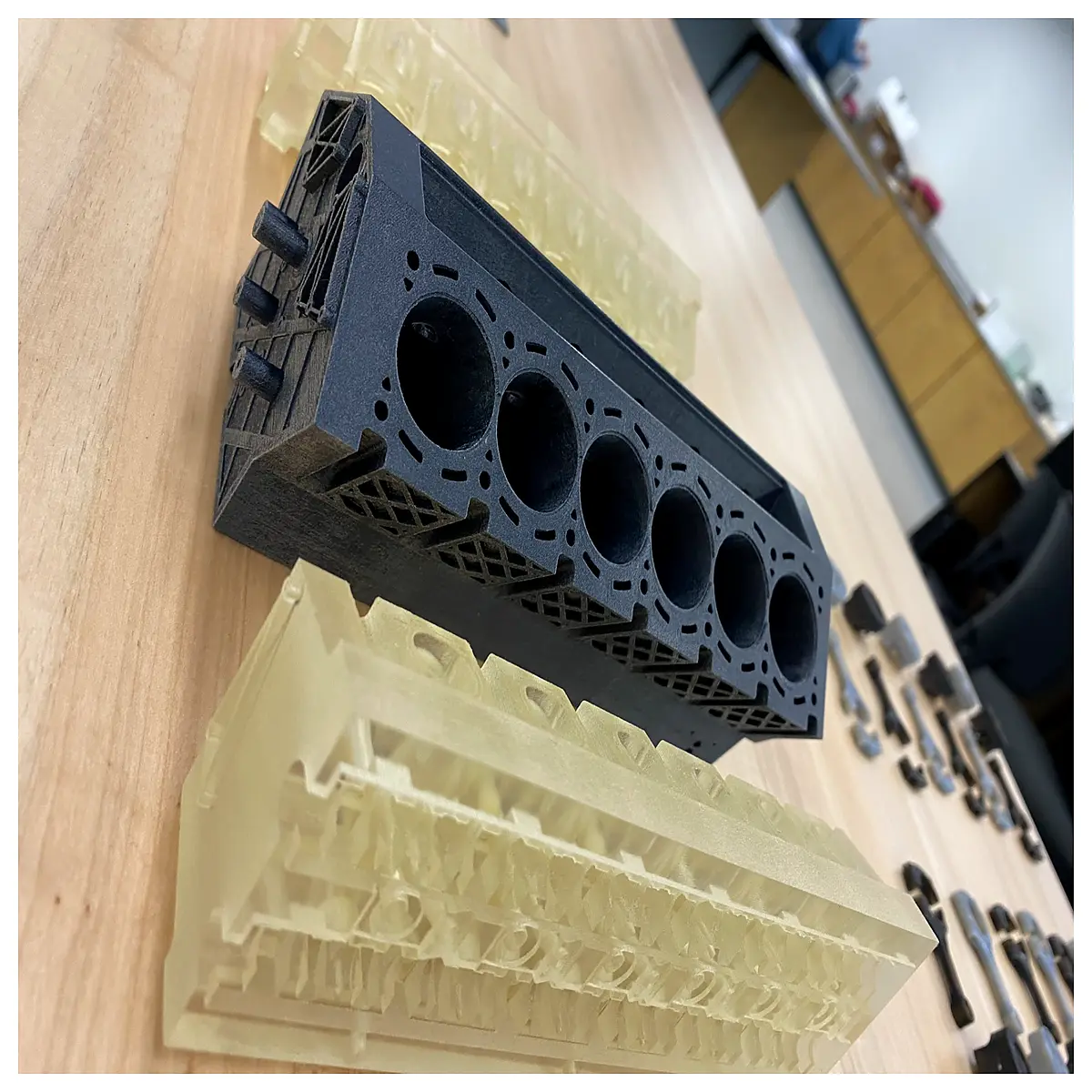 V12 Engine Block Automotive Engine Parts Engine Block Component Car Repair Accessories V12 Block Replacement