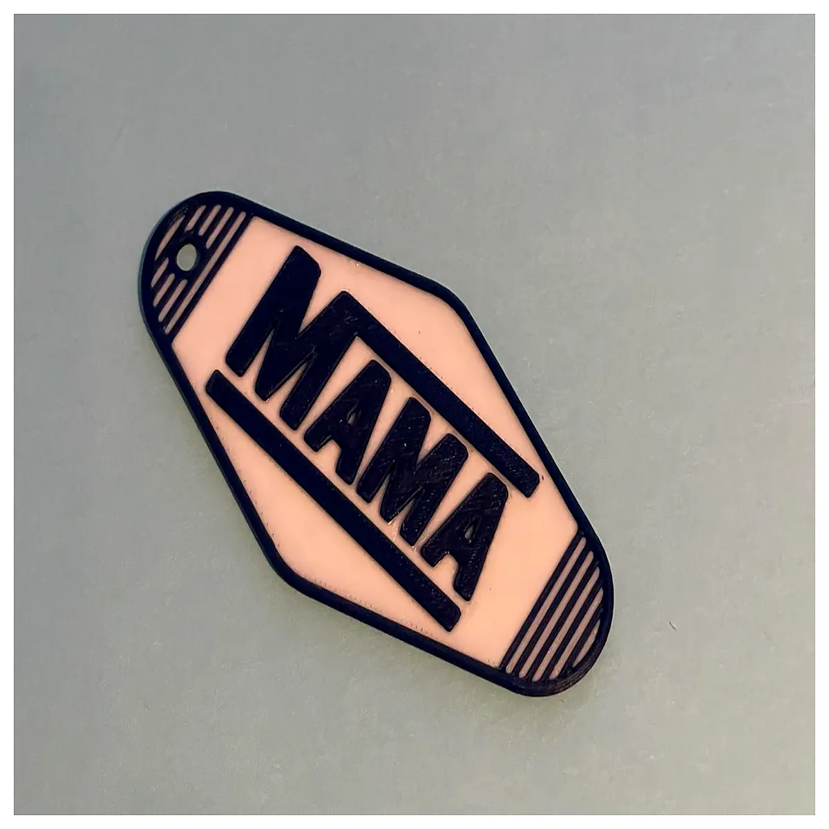 Retro Mom Motel Keychain Car Decor Nostalgic Gift Keyring Accessory Auto Enthusiast