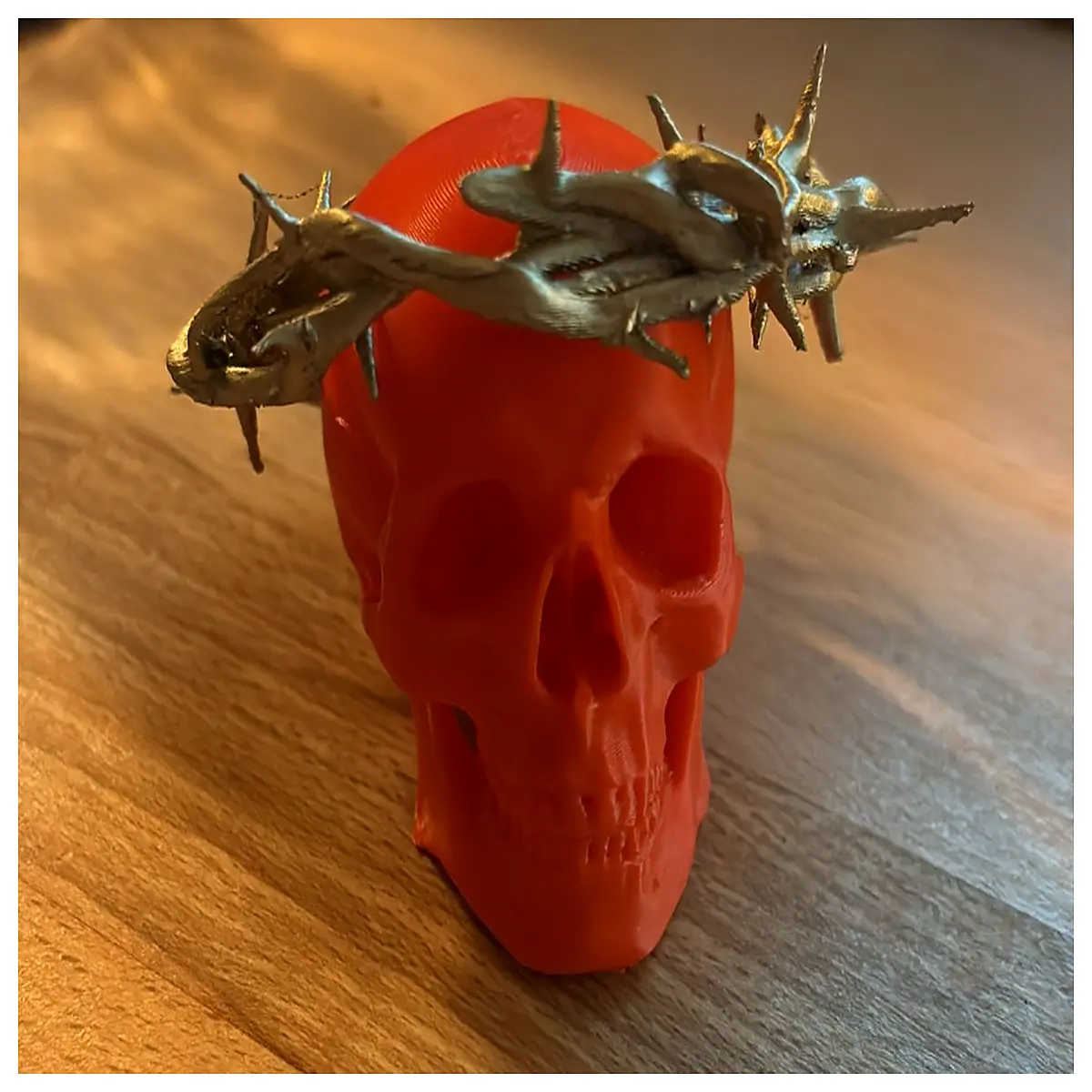 Spiked Skull Art Sculpture Decorative Skeleton Head Hanging Ornament Indoor Display Figurine