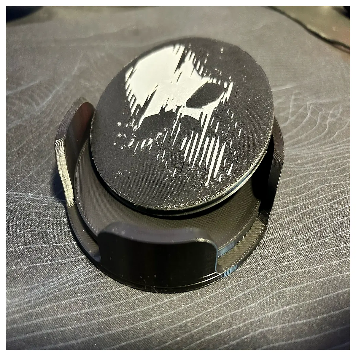 Ghost Action Coaster Holder Desk Protector Non Slip Car Desktop Decoration Drink Mat Phone Stand Desktop Accessories