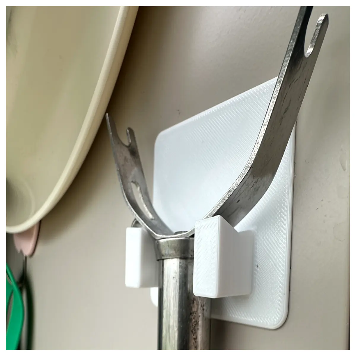bathroom shower caddy organizer for razors toothbrushes hanging hooks storage rack