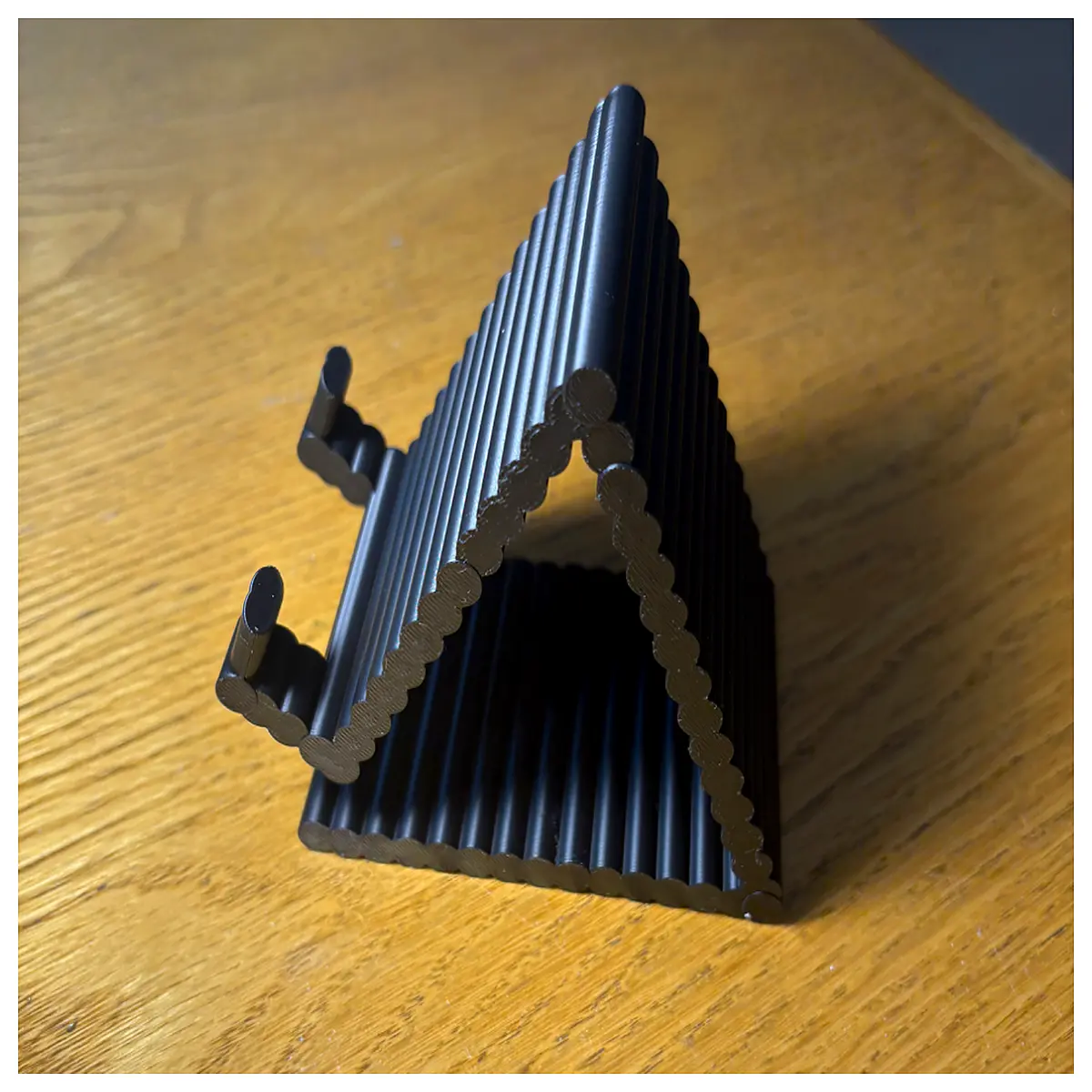 phone with best sound quality speaker dock for music playback and hands calls